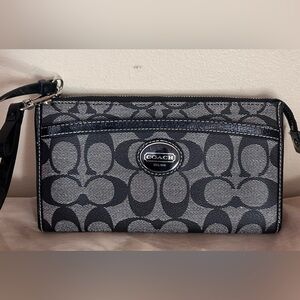 Coach Black & Gray Signature Wristlet Clutch